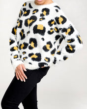 Load image into Gallery viewer, Long Sleeve Leopard Sweater